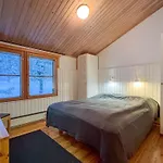 Lomakivakka - Roomy 2bd & Loft By The Lake, Free Wifi And Sauna Рука