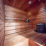 Lomakivakka - Roomy 2bd & Loft By The Lake, Free Wifi And Sauna * Рука