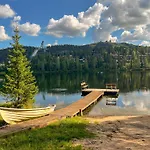Lomakivakka - Roomy 2bd & Loft By The Lake, Free Wifi And Sauna * Рука