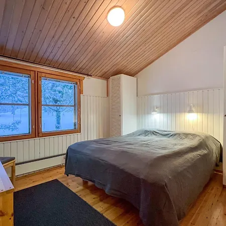 Lomakivakka - Roomy 2bd & Loft By The Lake, Free Wifi And Sauna Ruka
