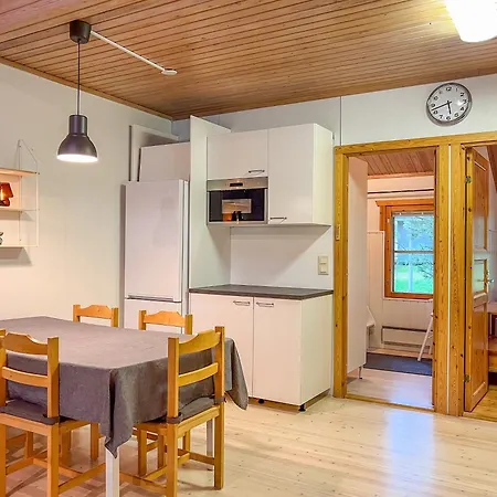 Lomakivakka - Roomy 2bd & Loft By The Lake, Free Wifi And Sauna Ruka