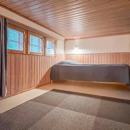 Lomakivakka - Roomy 2bd & Loft By The Lake, Free Wifi And Sauna Ruka