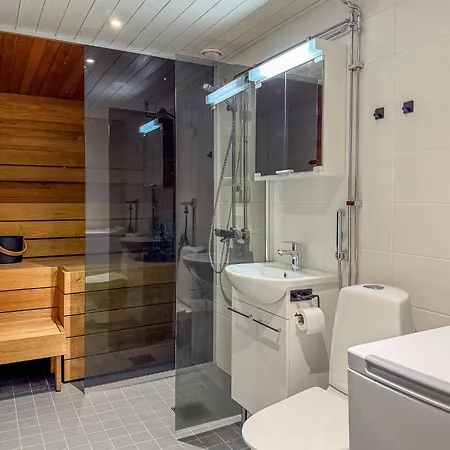 Lomakivakka - Roomy 2bd & Loft By The Lake, Free Wifi And Sauna דירה רוקה